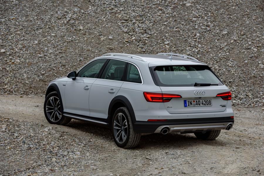  Audi A4 Allroad 2.0 TFSI Quattro (B9) 2016 года  (WW) (фото 14 из 18)
